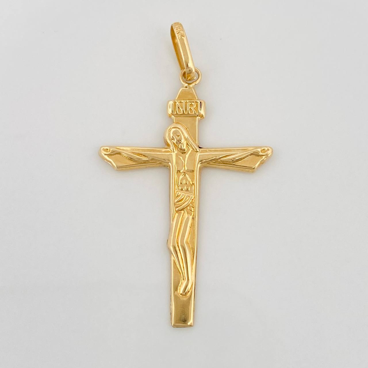 Dije Cruz Cristo Inri 1.5gr / 4cm / Oro Amarillo 18K &