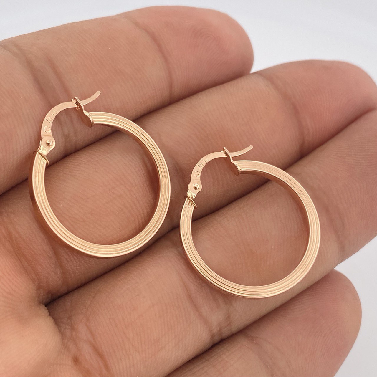 Candongas Andy 1.65gr / 2.6cm / Oro Rosa 18K $