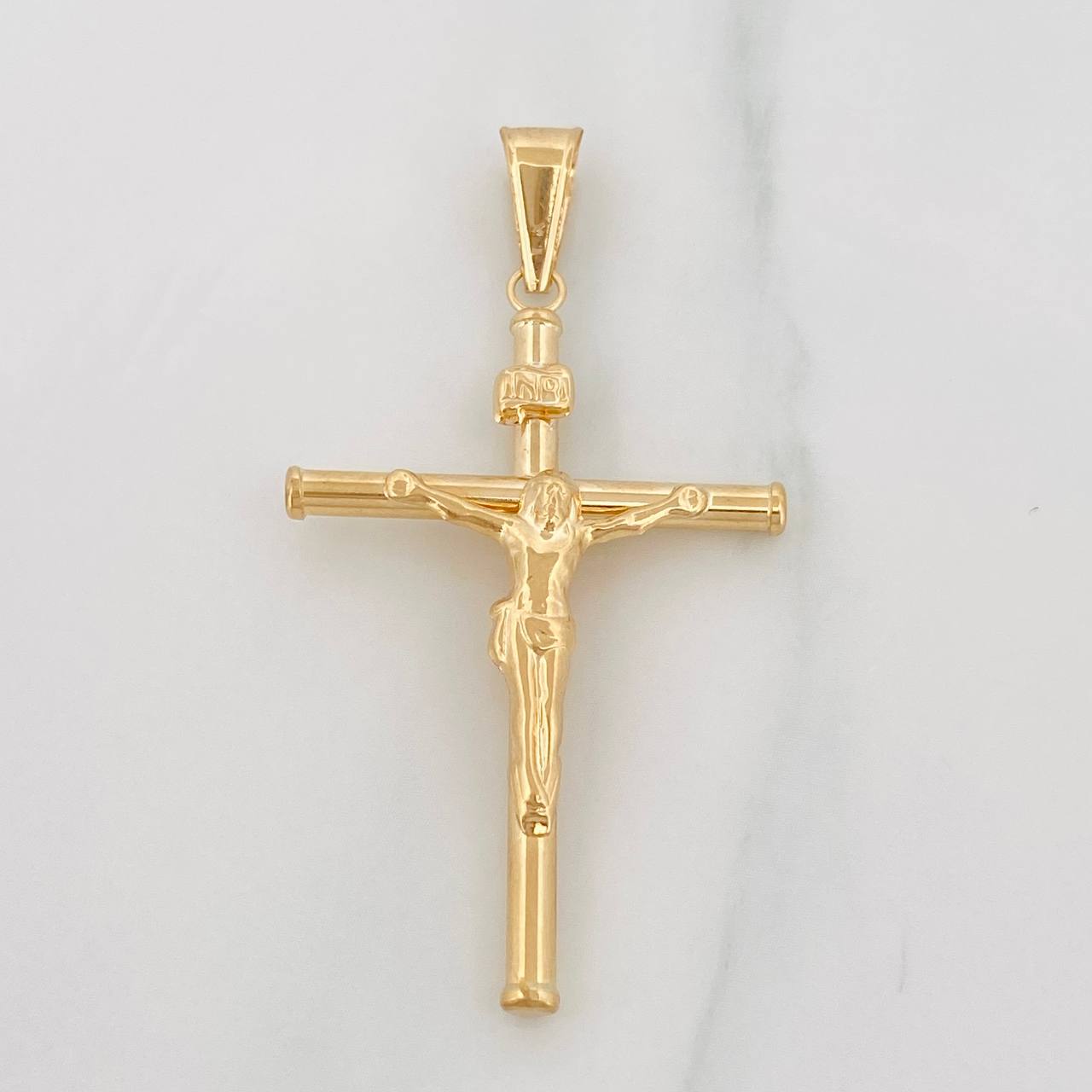 Dije Cruz Cristo 2.8g / 5.05cm Oro Amarillo 18K