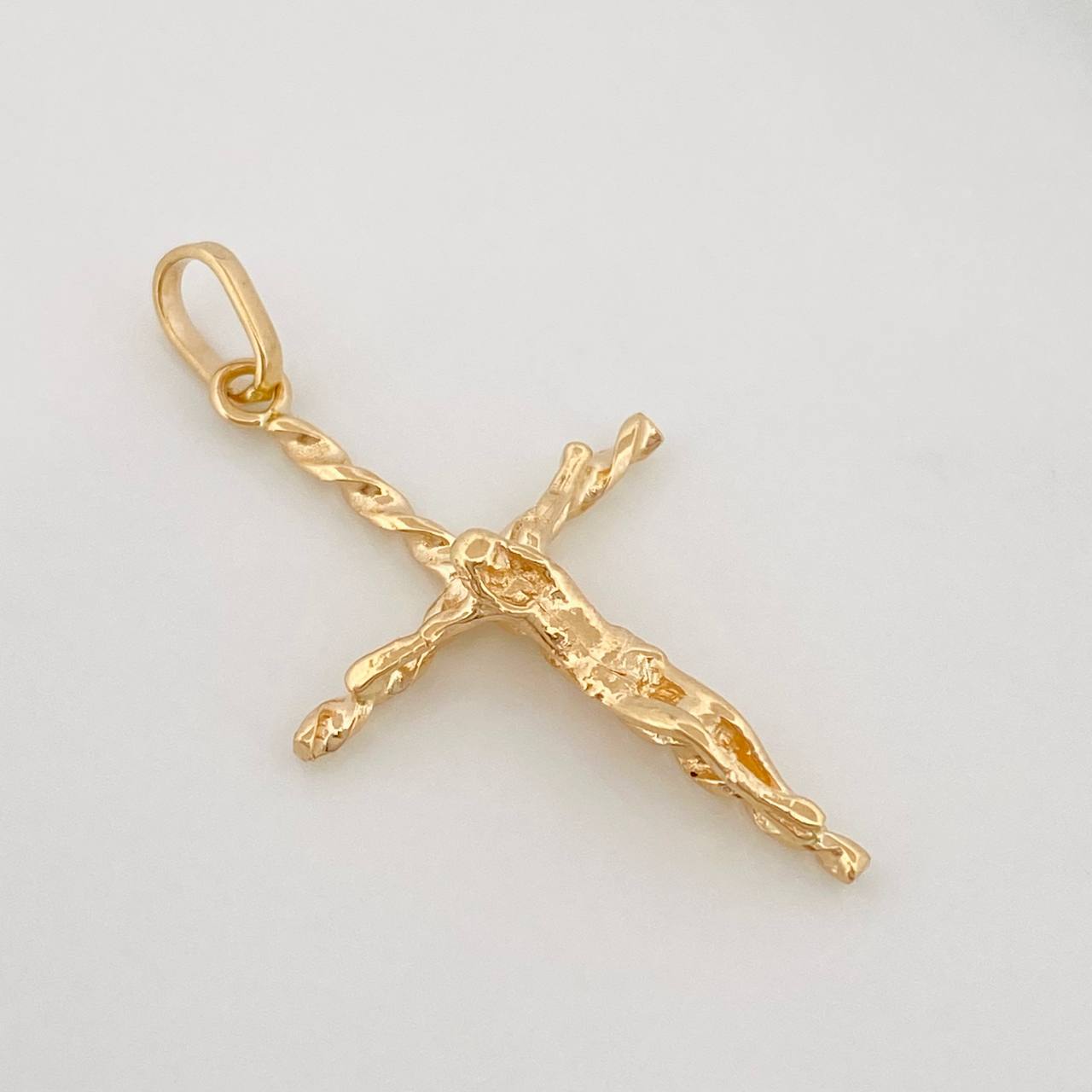 Dije Cruz Cristo 1.7g / 2.05cm Oro Amarillo 18K