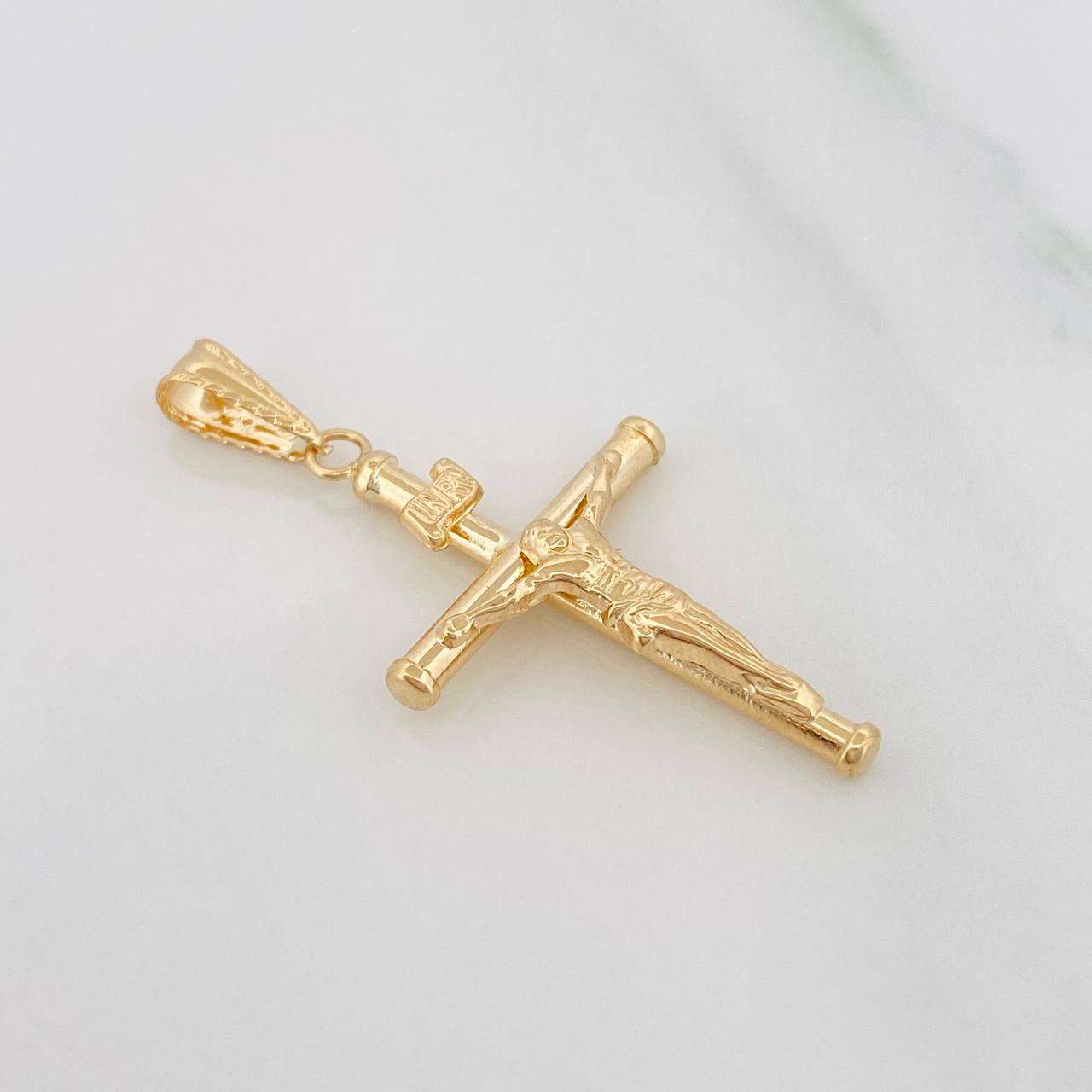 Dije Cruz Cristo 1.4g / 4cm Oro Amarillo 18K