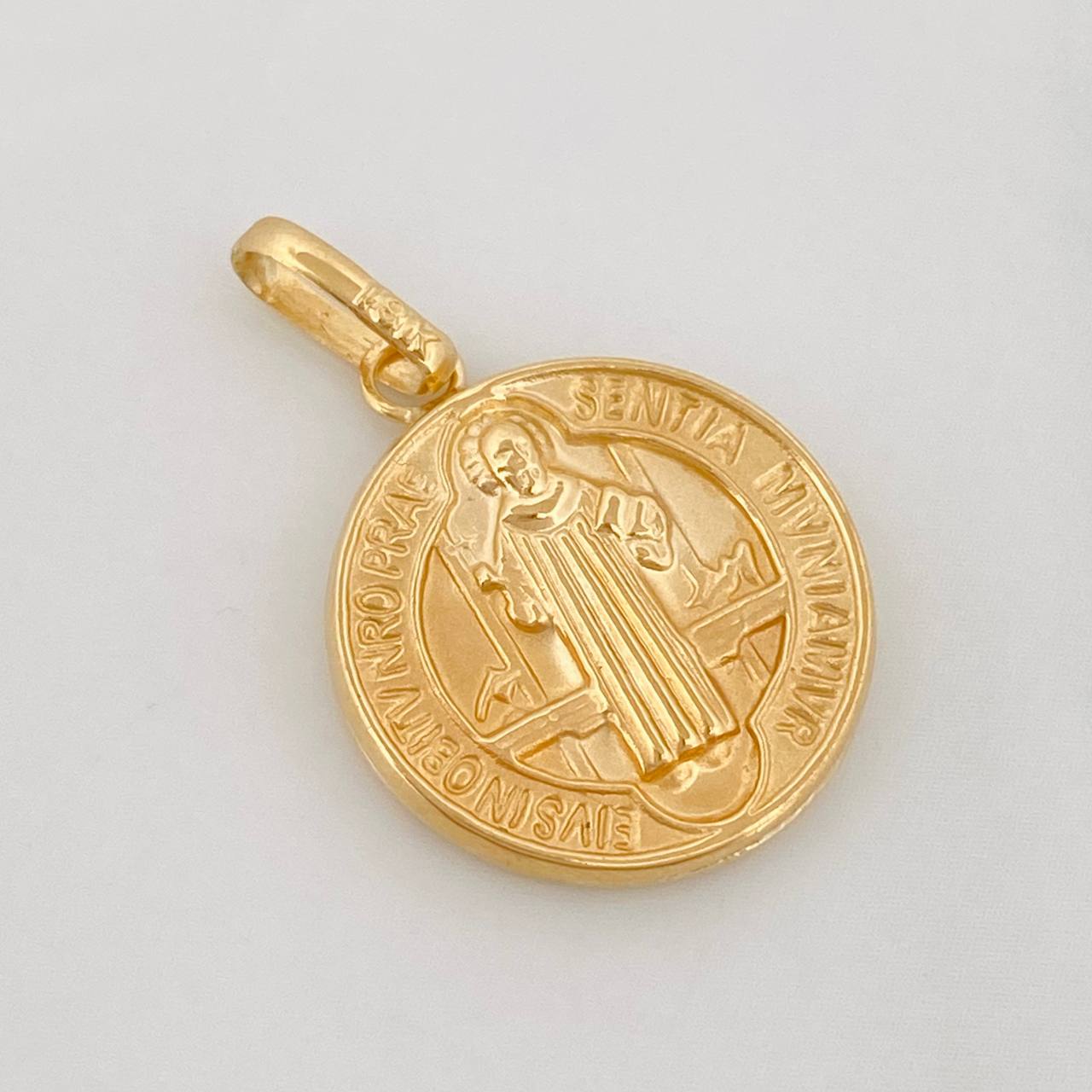 Dije San Benito 1.4g / 2.05cm Oro Amarillo 18K