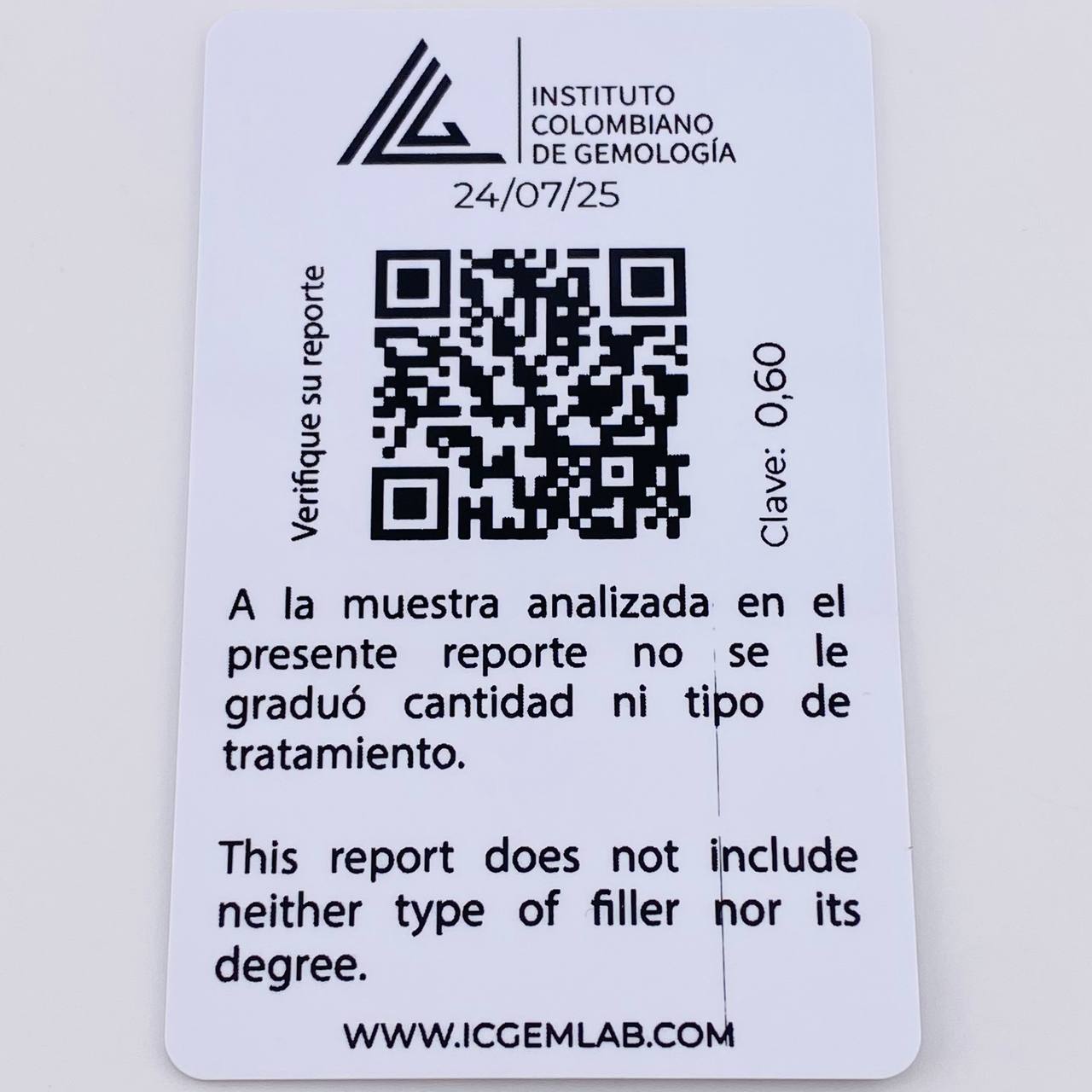 Herraje Cuadrado Cuatro Garras 60pts Esmeralda 0.7gr / 1cm / Oro Amarillo 18K