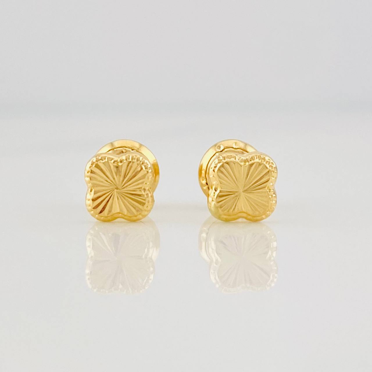 Topos Trébol 0.7g / 5.45mm Oro Amarillo 18K