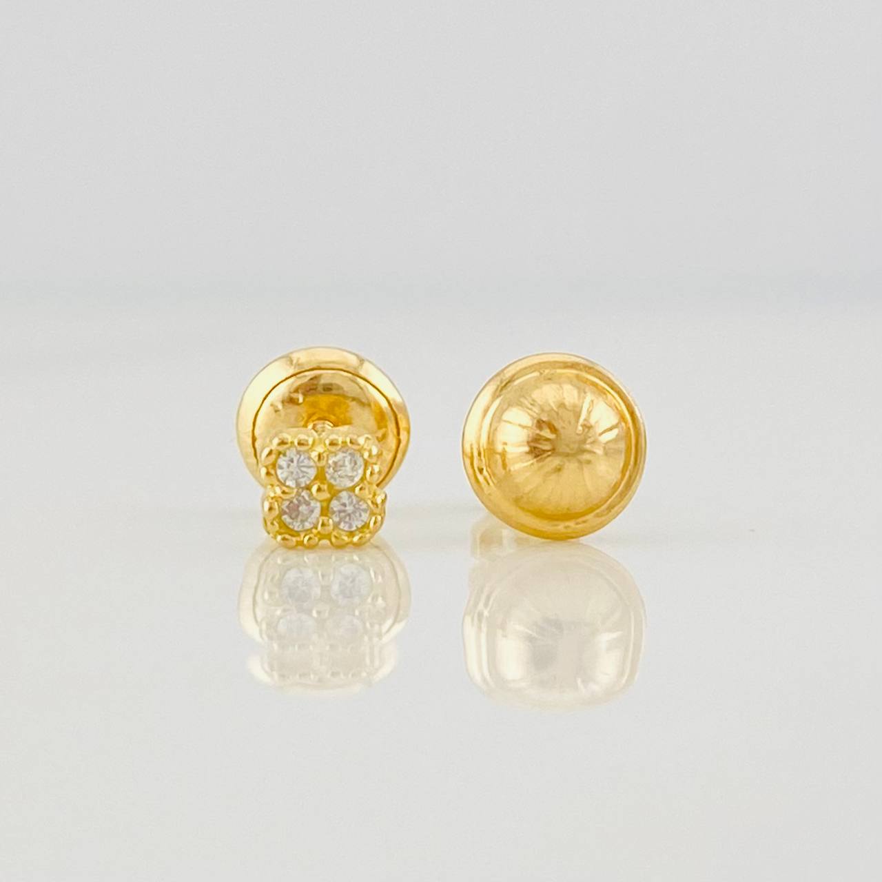 Topos Flor 0.7g / 3.8mm Oro Amarillo 18K