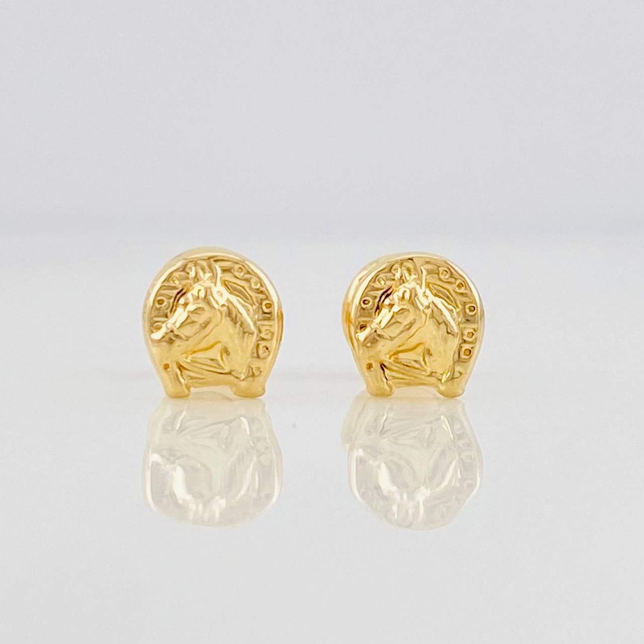 Topos Herradura Caballo 0.65g / 6mm Oro Amarillo 18K