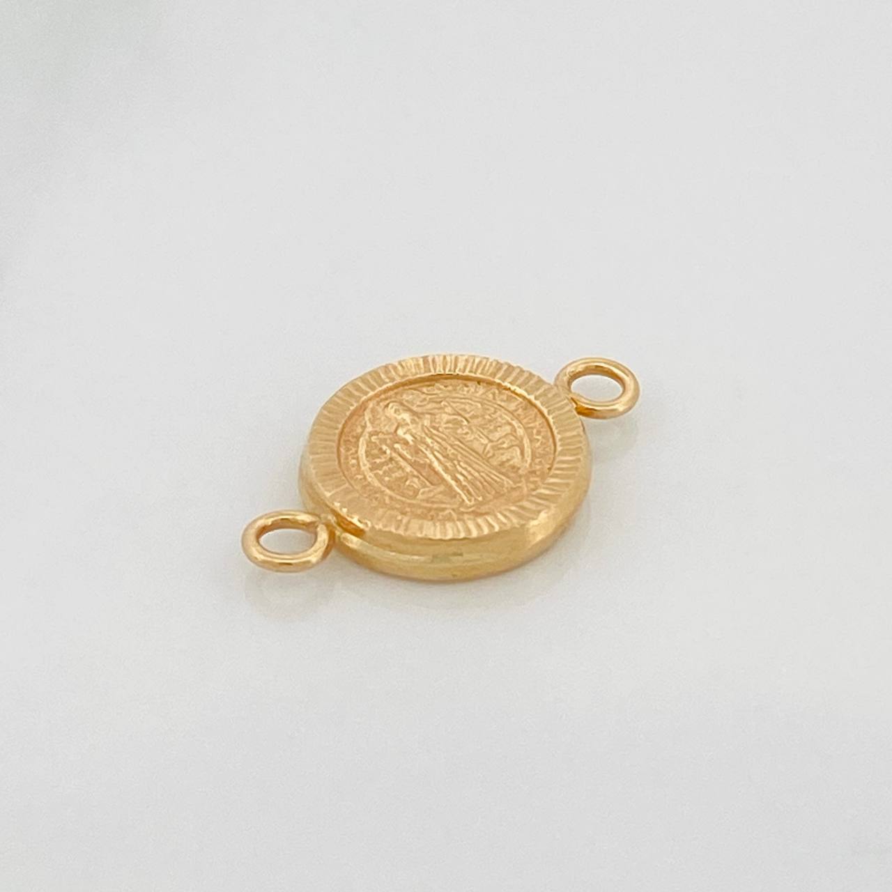 Herraje San Benito 0.85gr / 1.8cm / Oro Amarillo 18K &