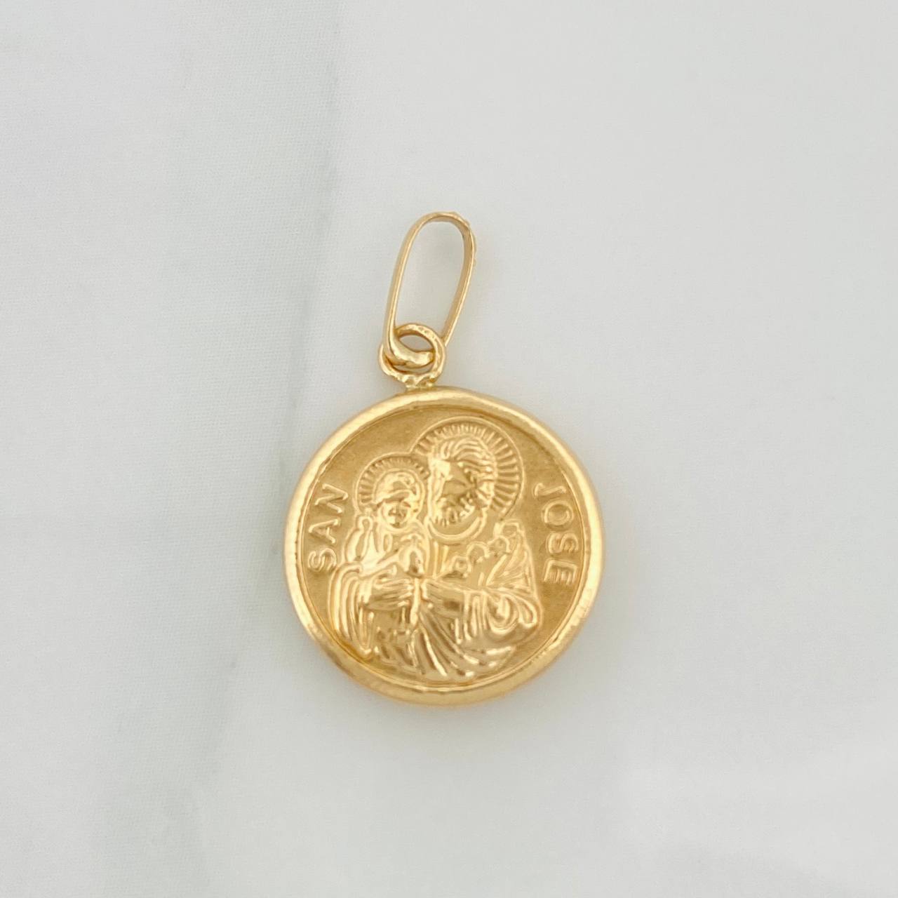 Dije San Jose 0.8gr / 2cm / Oro Amarillo 18K &