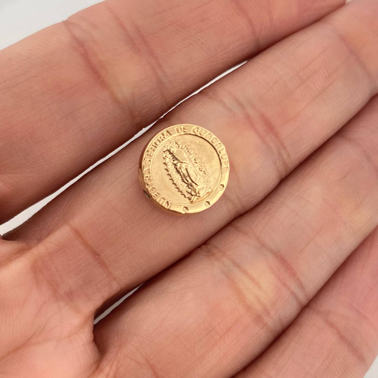 Herraje Virgen De Guadalupe 0.75gr / 1.2cm / Oro Amarillo 18K