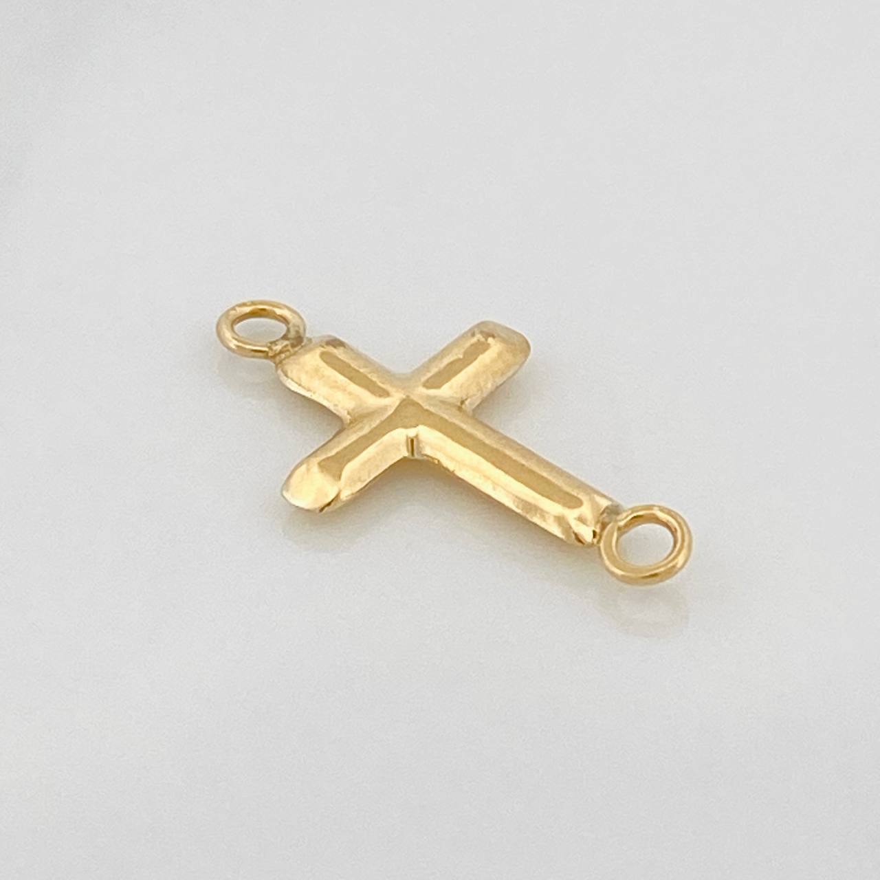 Herraje Cruz Puntas Planas 0.4gr / 2cm / Oro Amarillo 18K