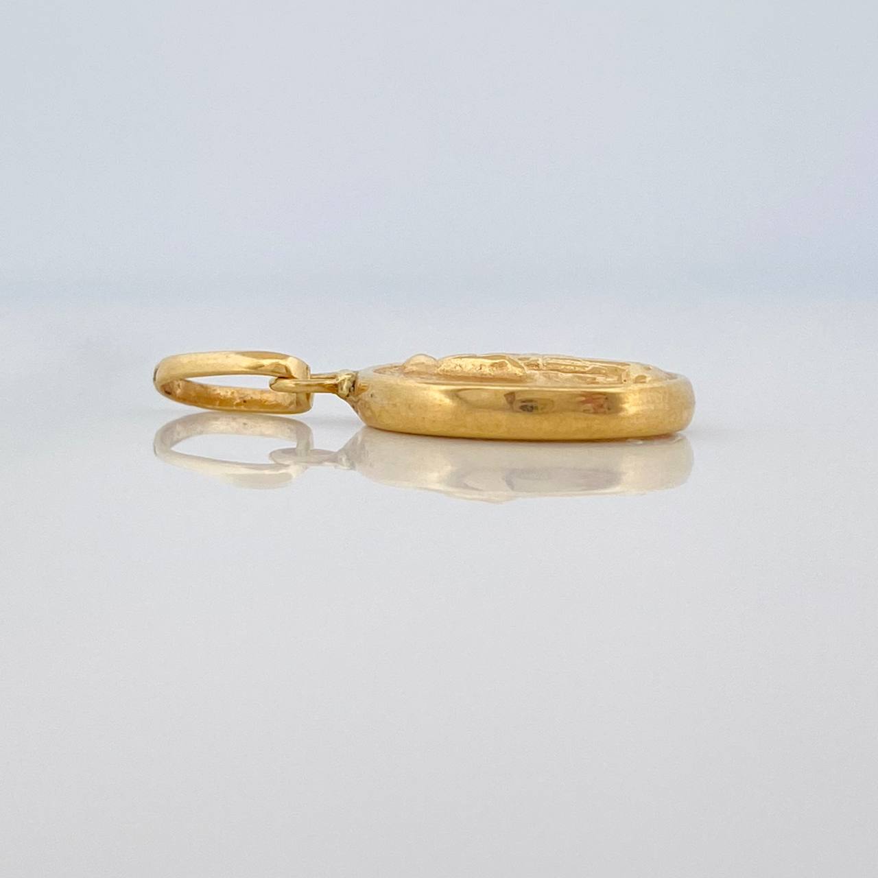 Dije Virgen Milagrosa 0.55gr / 2cm / Oro Amarillo 18K &