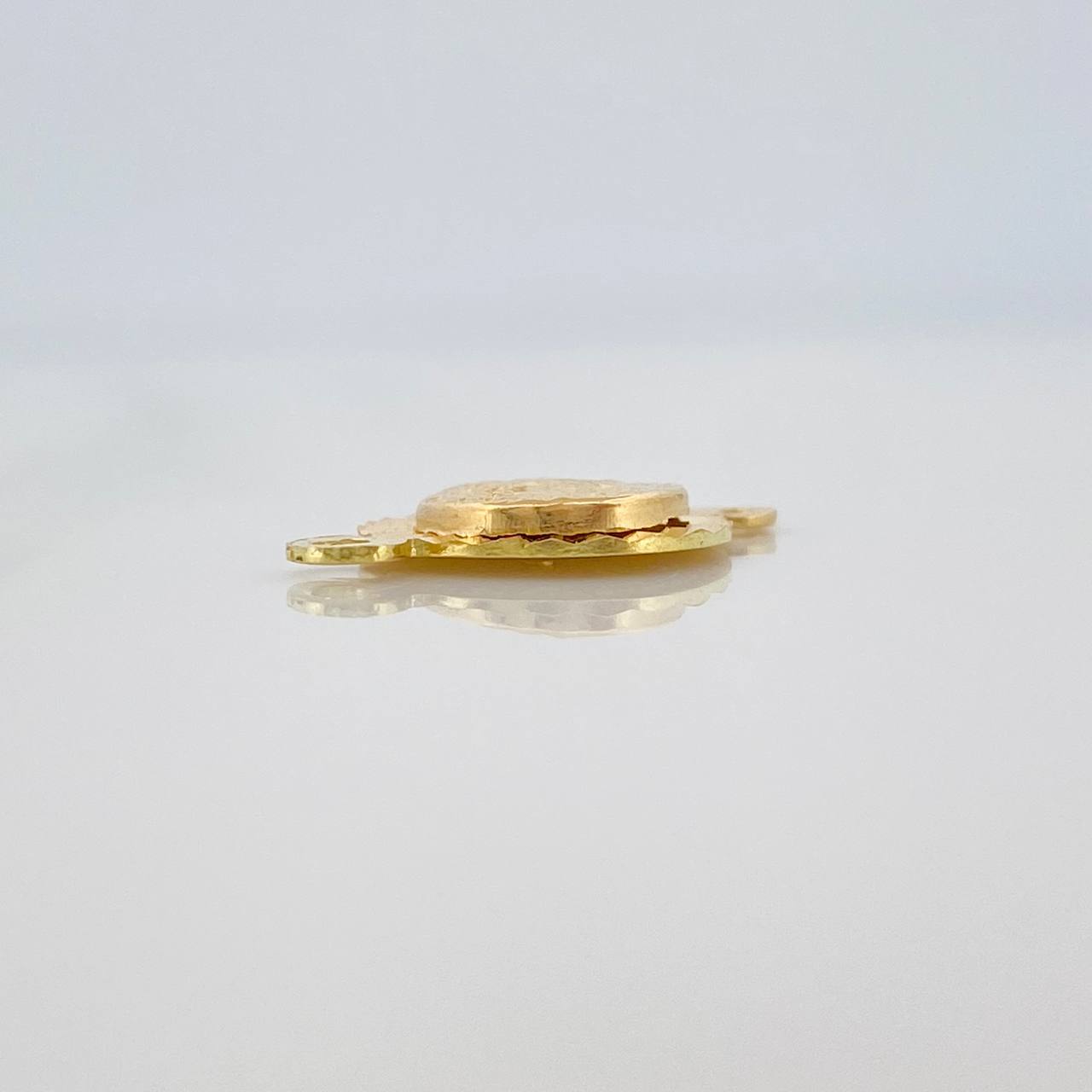 Herraje San Benito 1gr / 1.7cm / Oro Amarillo 18K &