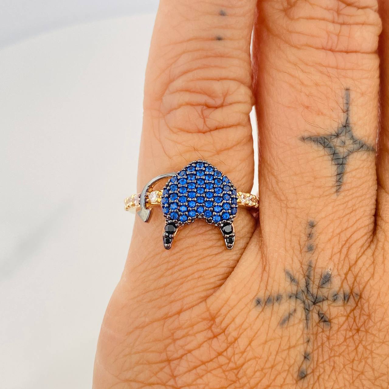 Anillo Corazon Devil 2.6gr / T5 1/4 / Dos Oros Negro Amarillo 18K %