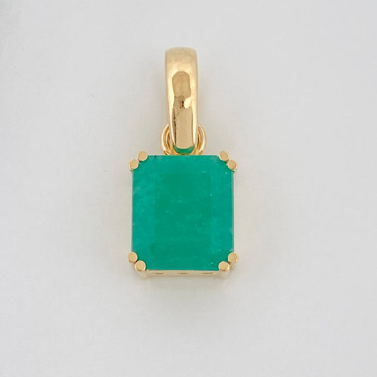 Dije Rectangular Esmeralda 3.26 qts 2.8gr / 2cm / Oro Amarillo 18K &