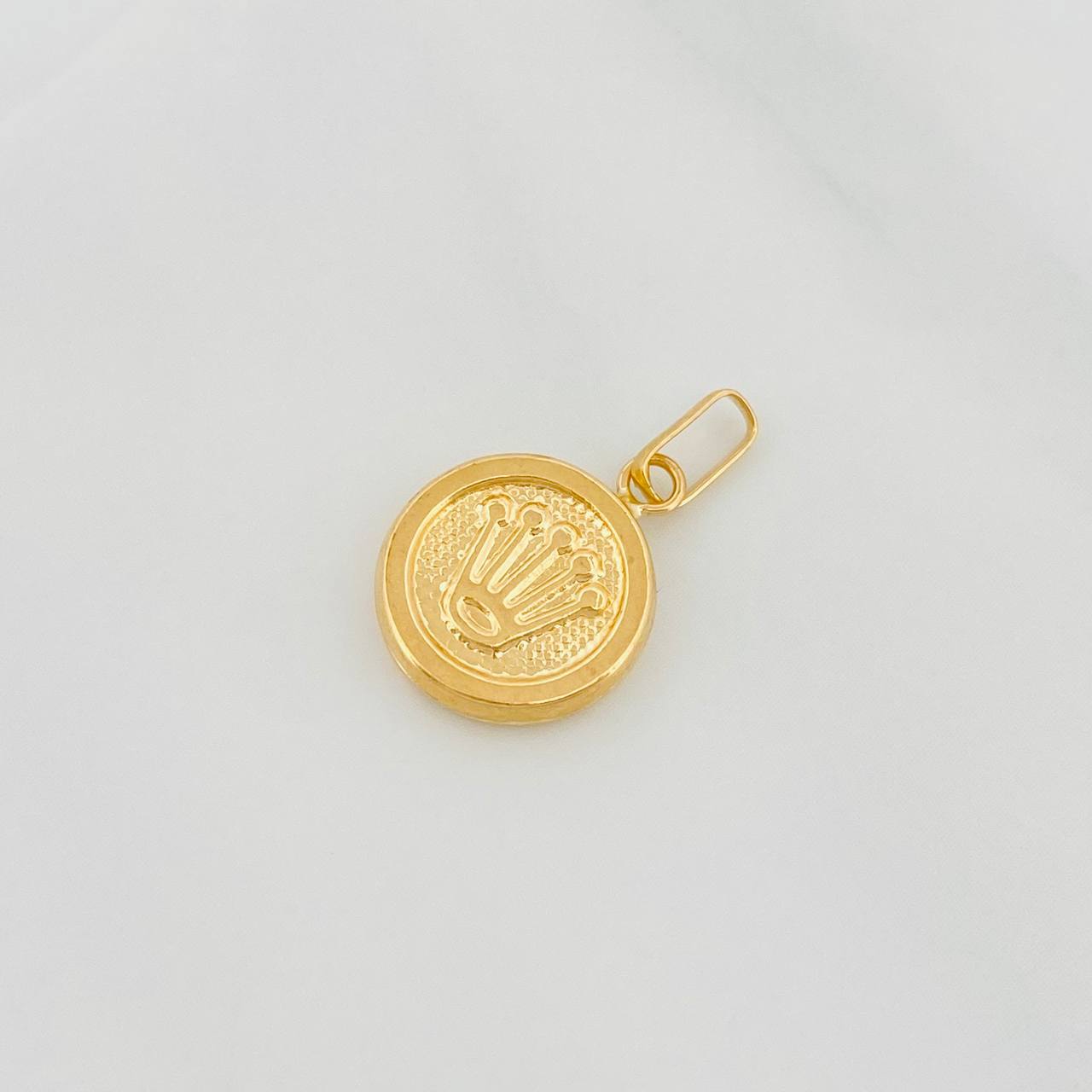 Dije Corona 0.55g / 1.9cm Oro Amarillo 18K