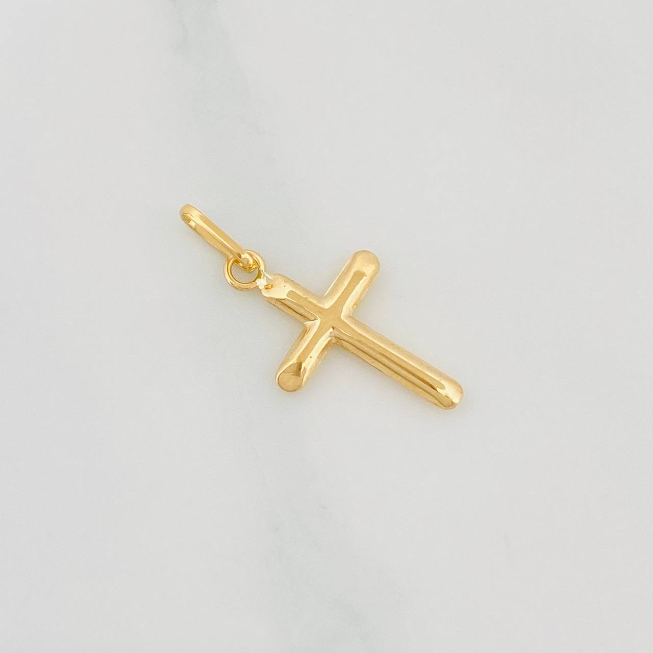 Dije Cruz Puntas Planas 0.35g / 2.2cm Oro Amarillo 18K
