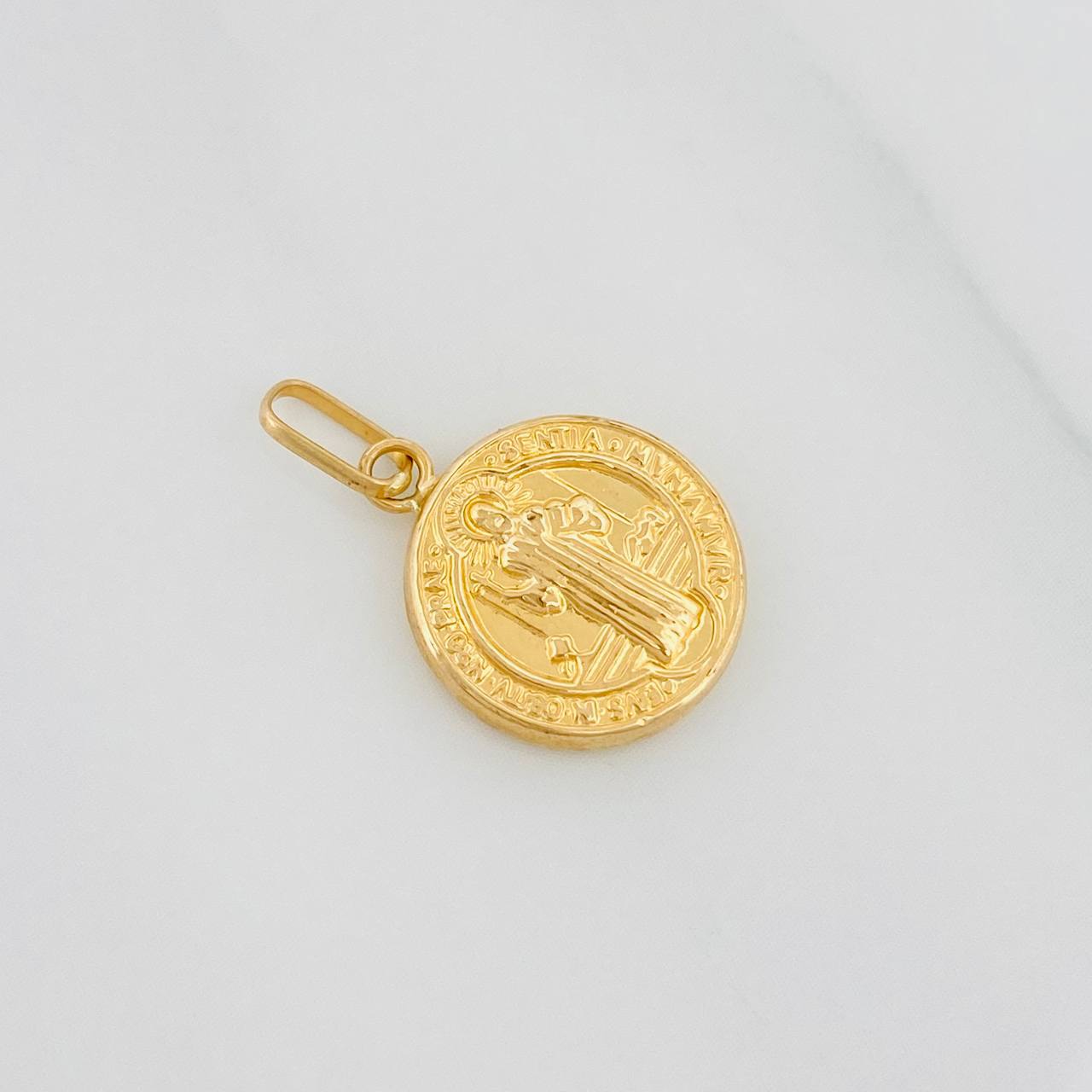 Dije San Benito 0.75g / 2cm Oro Amarillo 18K