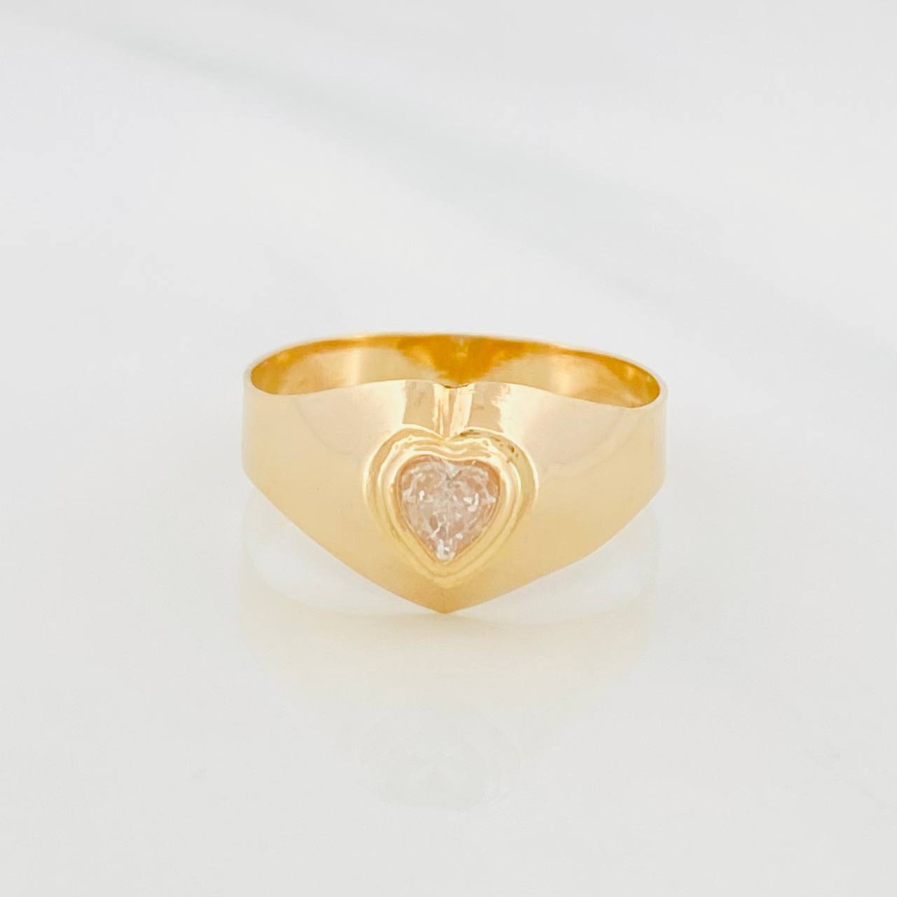 Anillo Sello Corazon 1.25g / T5 Oro Amarillo 18K
