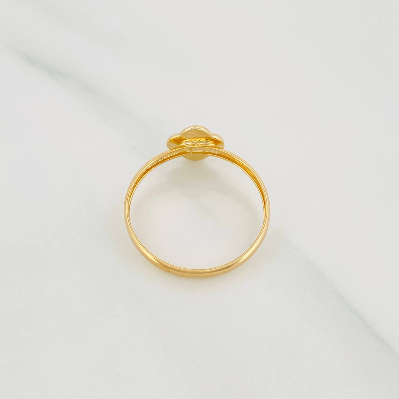 Anillo Trebol Diamantado 0.8g / T8 1/2 Oro Amarillo 18K