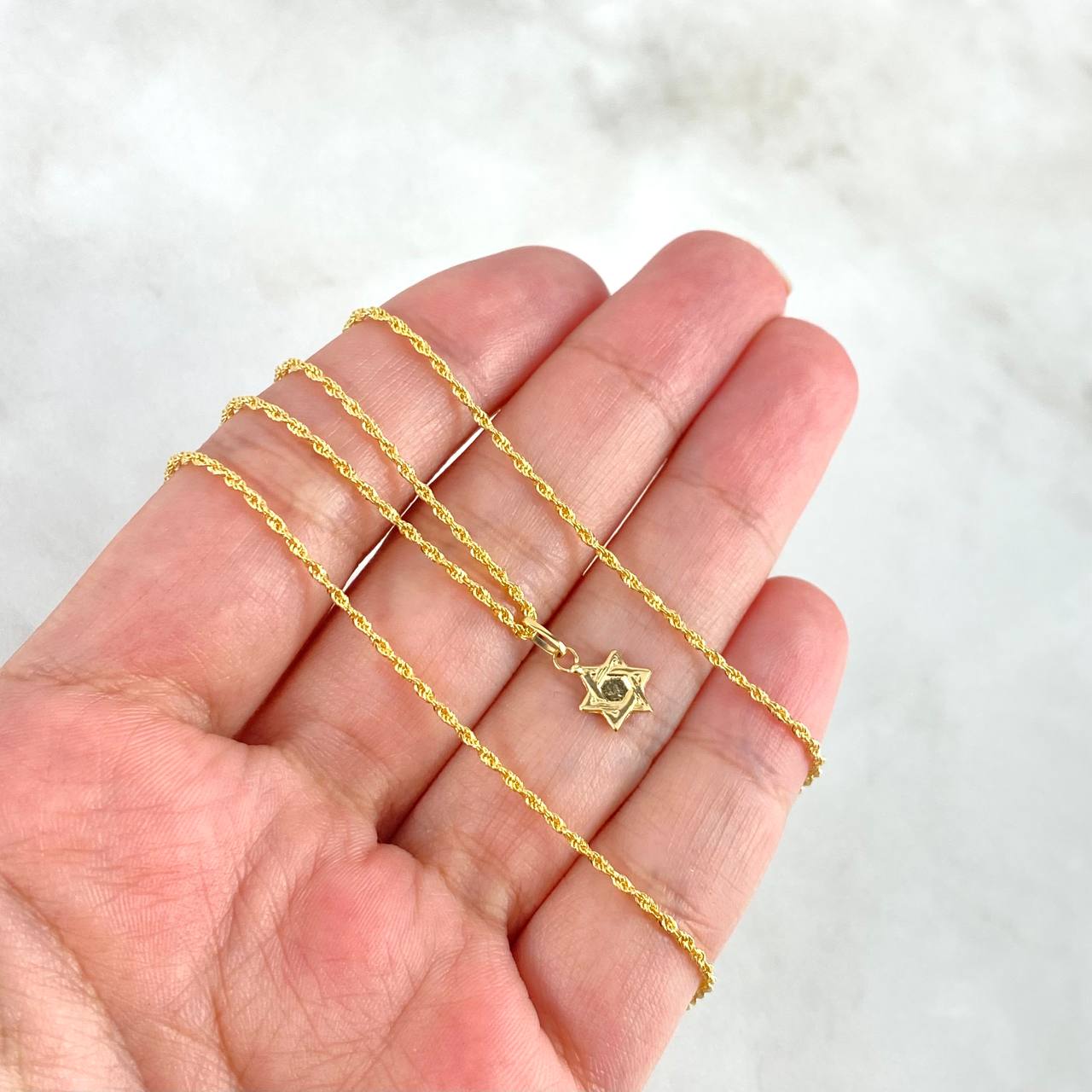 Cadena Lazo 1.15gr / 60cm + Dije Estrella David 0.3gr / 1.3cm Oro Amarillo (Oferta)