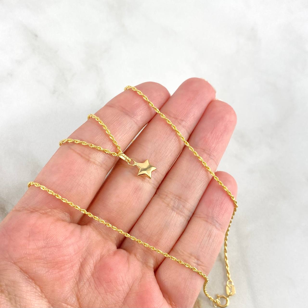 Cadena Lazo 0.95gr / 50cm + Dije Estrella Troquelada 0.25gr / 1.3cm Oro Amarillo (Oferta) ©