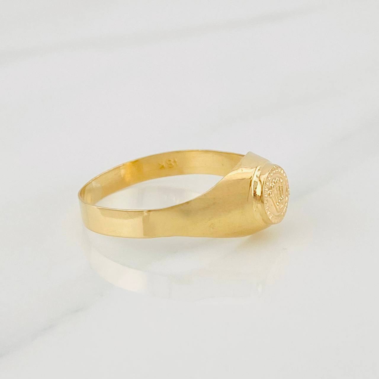 Anillo Sello Corona 1.75g / T8 1/2 Oro Amarillo 18K
