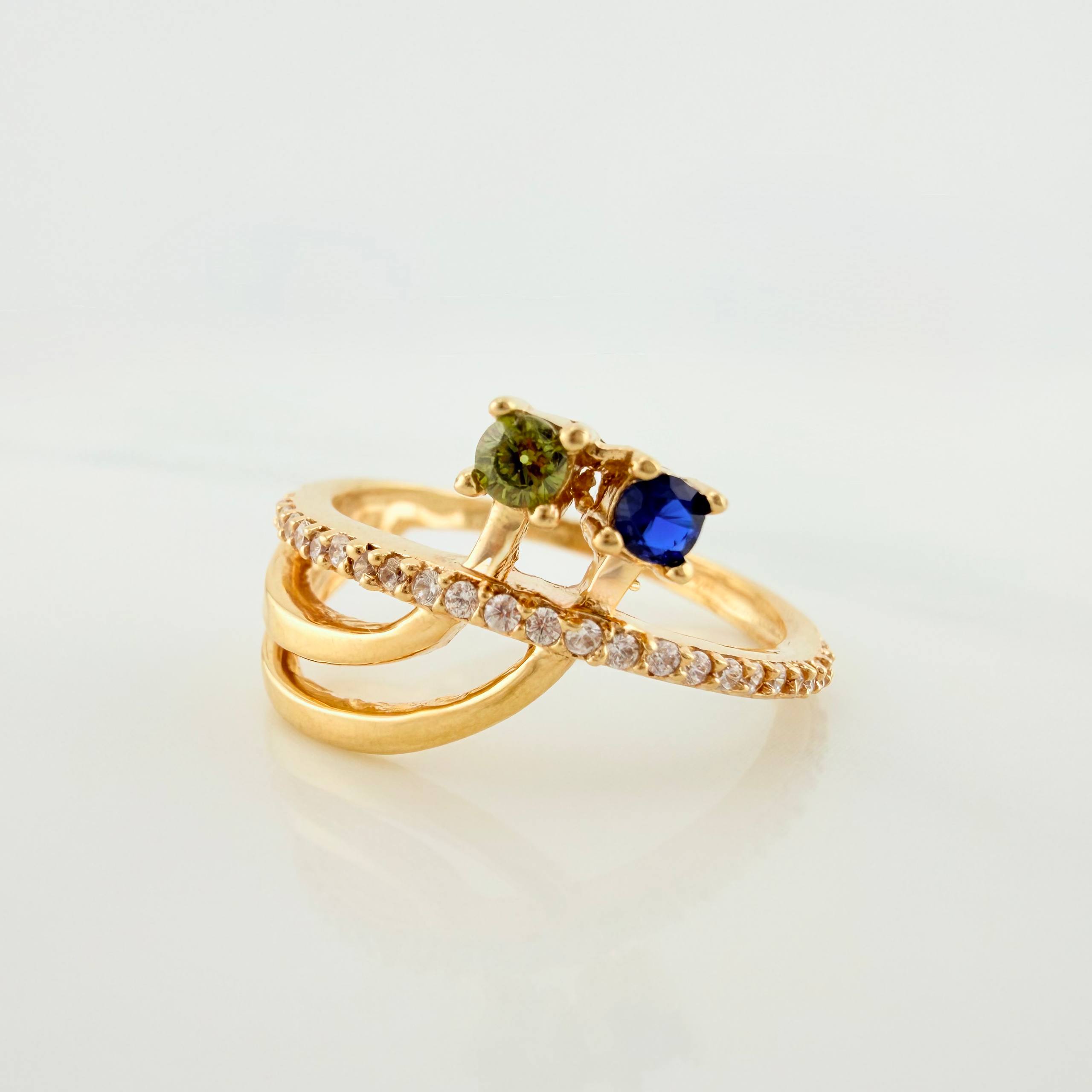 Anillo Linea Invertida 2.7g / T6 Oro Amarillo 18K