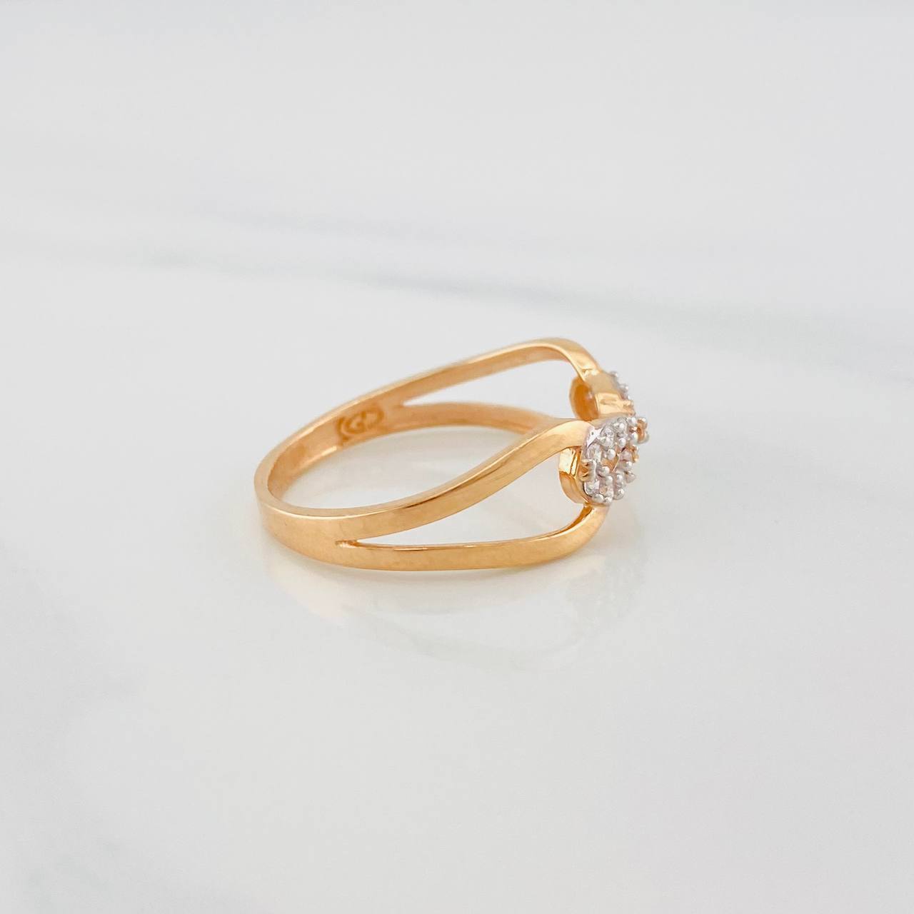 Anillo Infinito 1.95g / T6 3/4 Dos Oros Blanco Rosa 18K