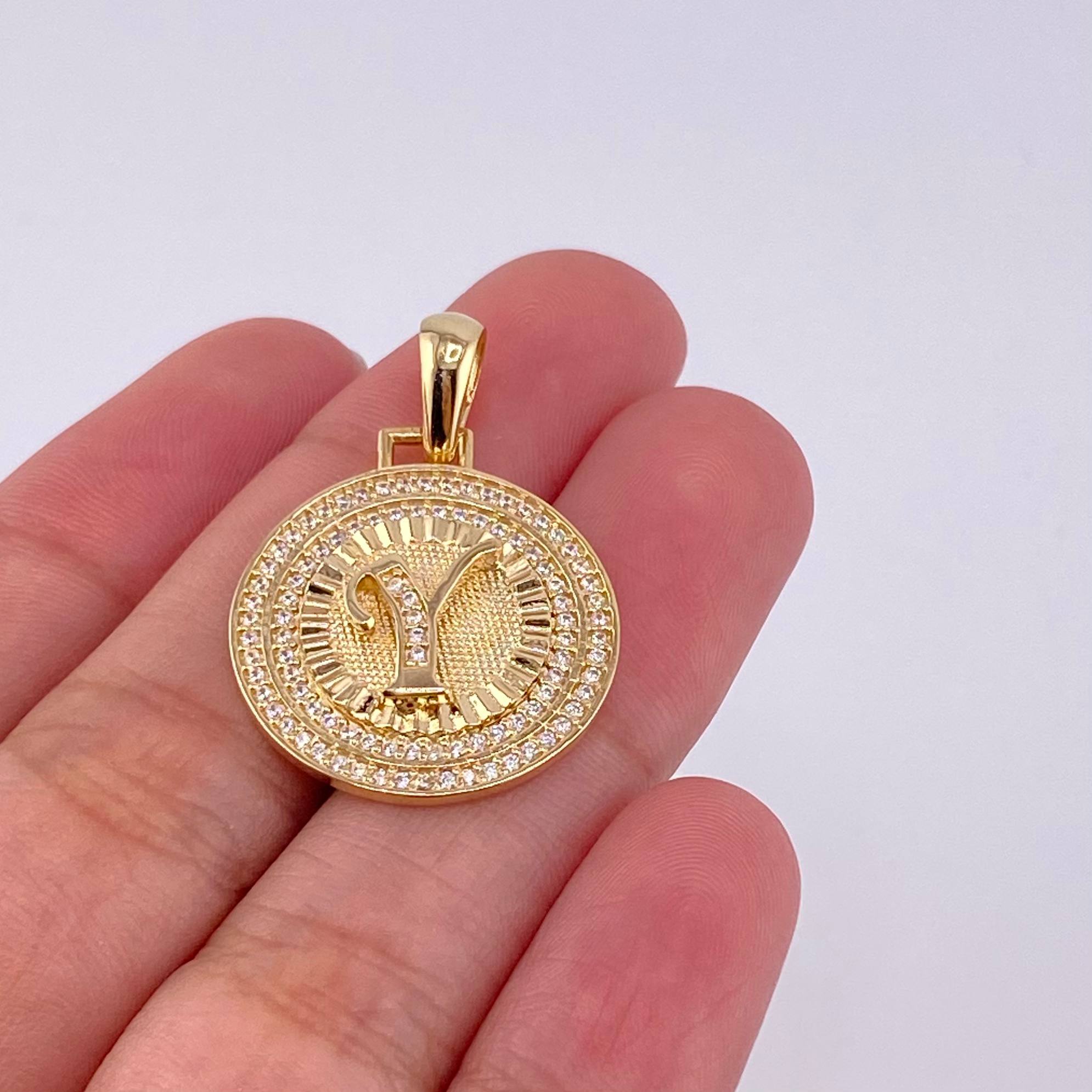 Dije Medalla Letra y 4.5g / 3.1cm Oro Amarillo 18K