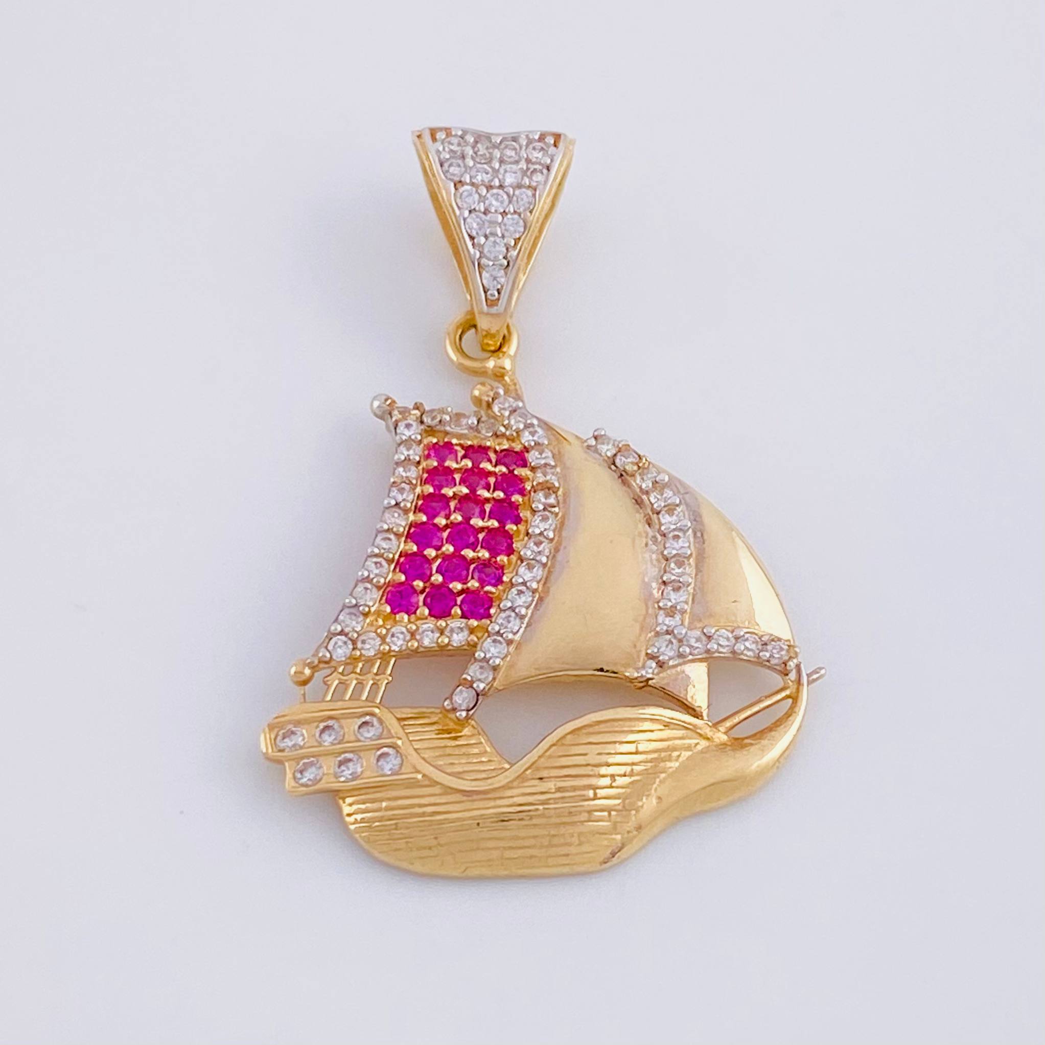 Dije Barco 3.7g / 3.3cm Oro Amarillo 18K