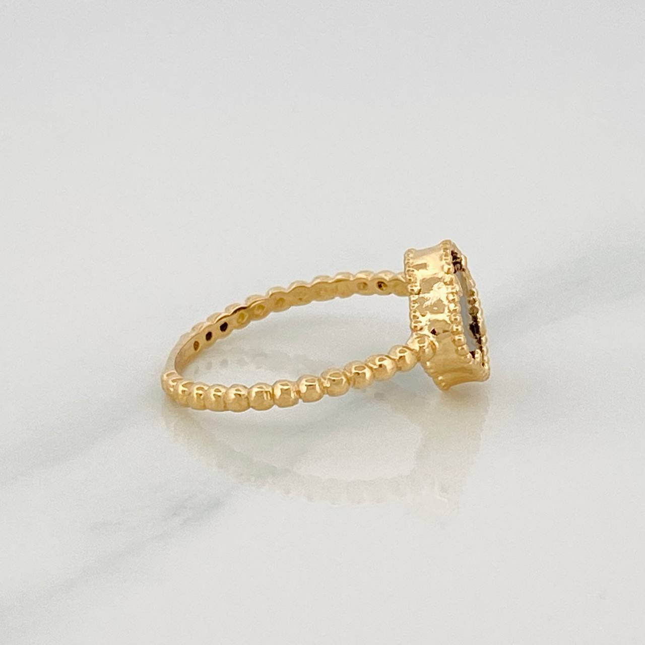 Anillo Trebol 1.95g / T6 Oro Amarillo 18K