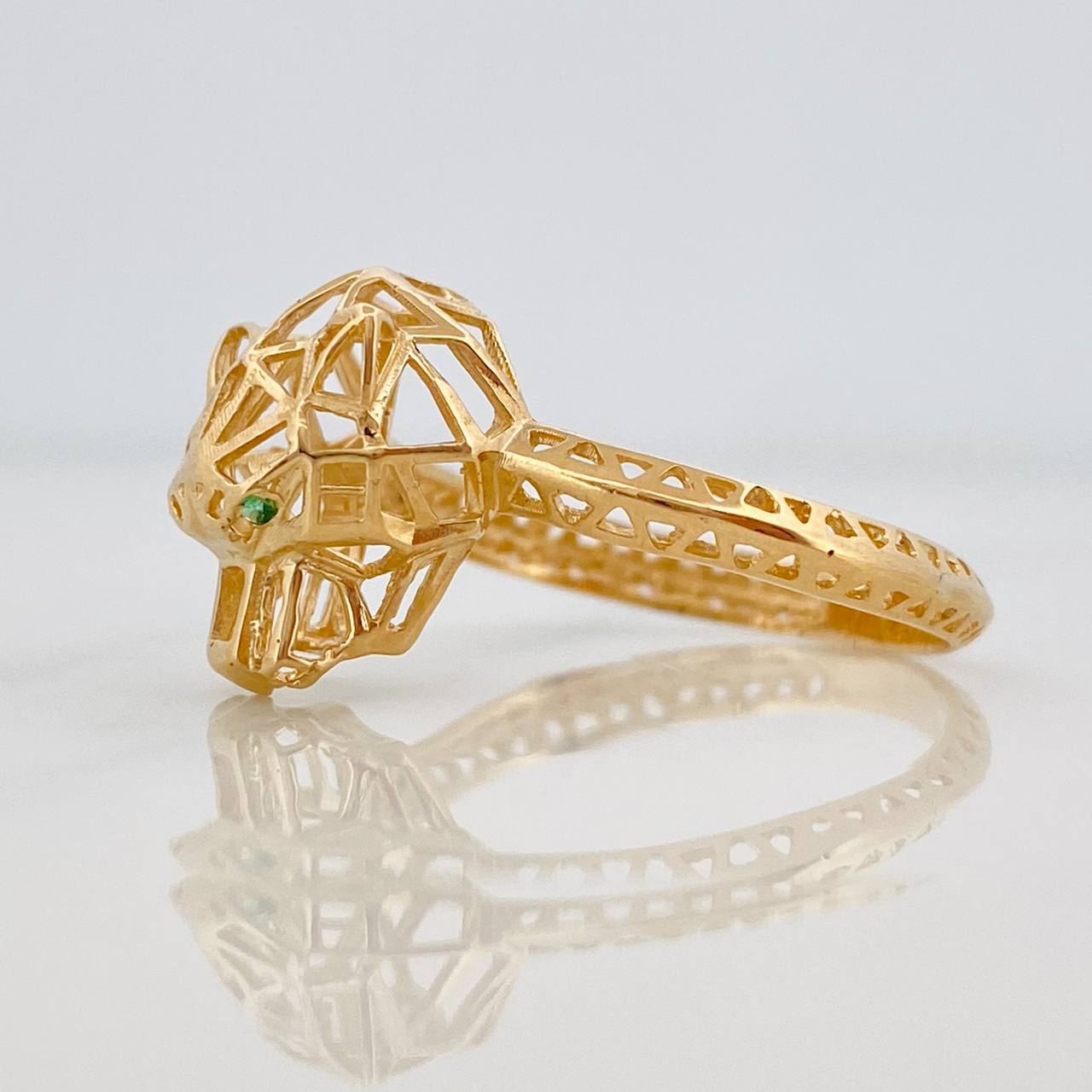 Anillo Pantera 2.4g / T8 1/4 Oro Amarillo 18K