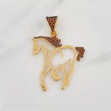 Dije Caballo 2.8g / 4cm Dos Oros Negro Amarillo 18K