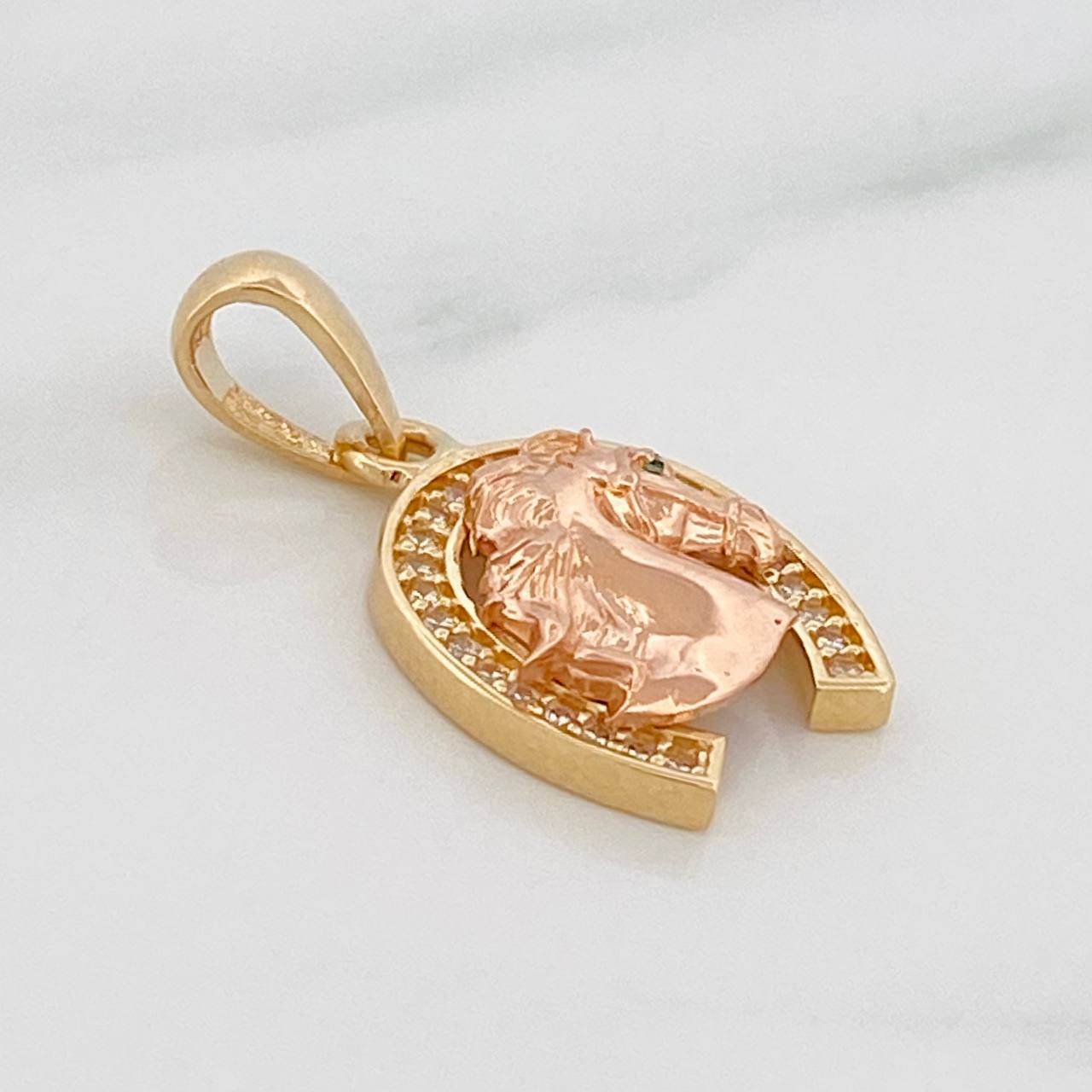 Dije Herradura Caballo 2.55g / 2.05cm Dos Oros Amarillo Rosa 18K