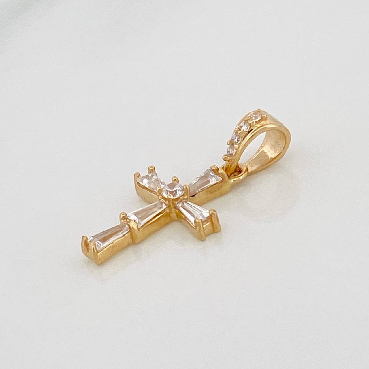 Dije Cruz 0.9g / 2cm Oro Amarillo 18K