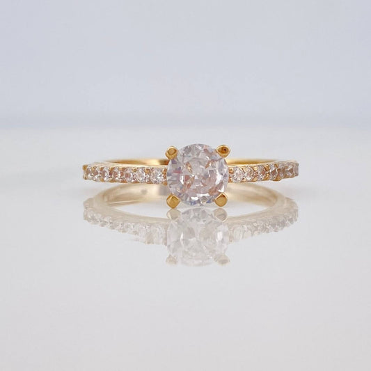 Anillo Solitario Puente 2.4g / T7 Oro Amarillo 18K