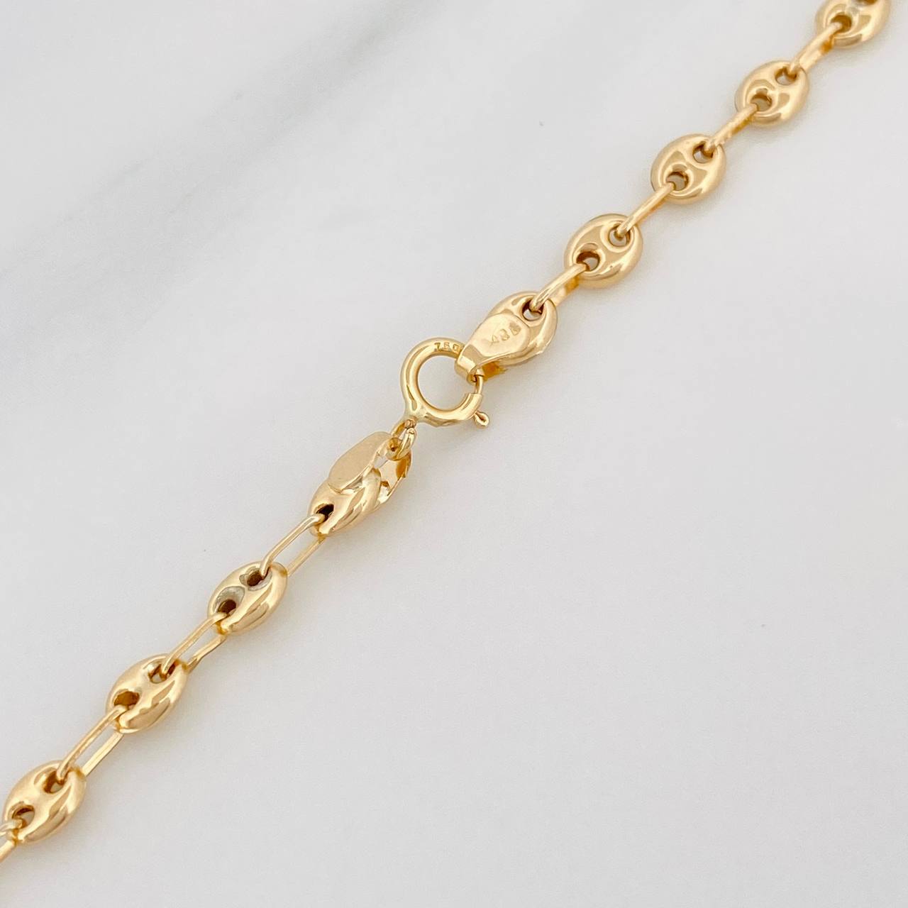 Cadena GC 3.65g / 39.05cm / 3.24mm Oro Amarillo 18K