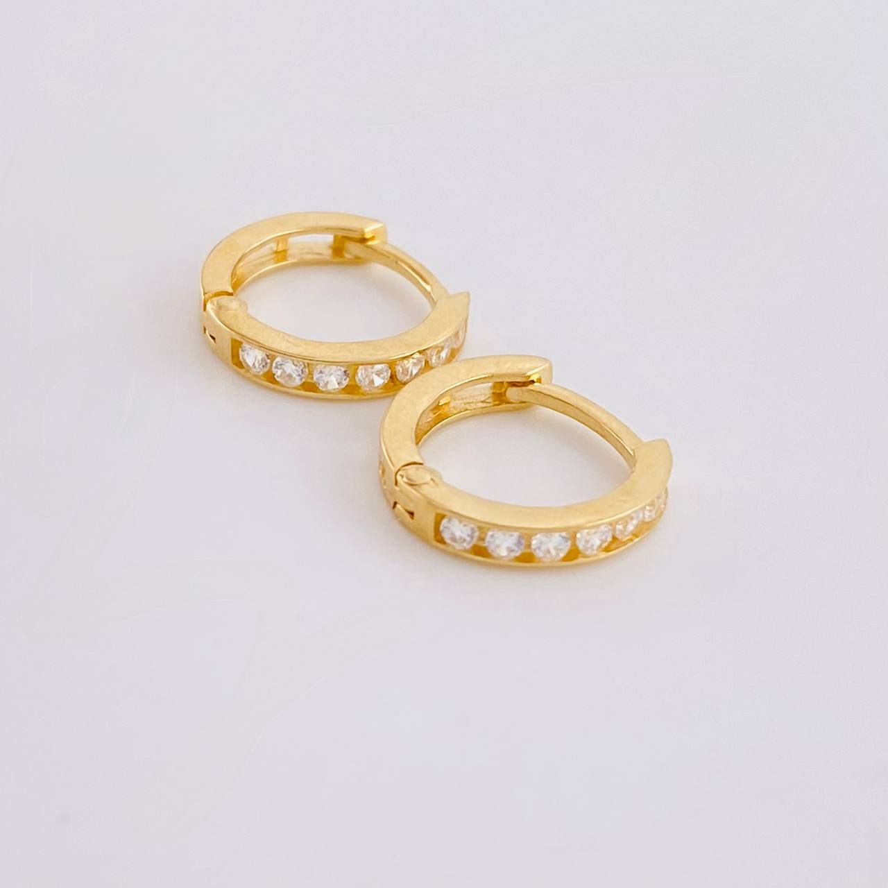 Candongas Carril 1.55g / 1.1cm Oro Amarillo 18K
