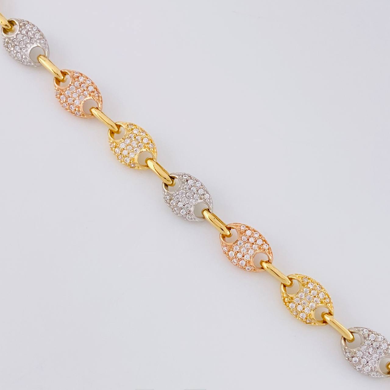 Cadena GC 30g / 46.4cm / 7mm Tres Oros 18K