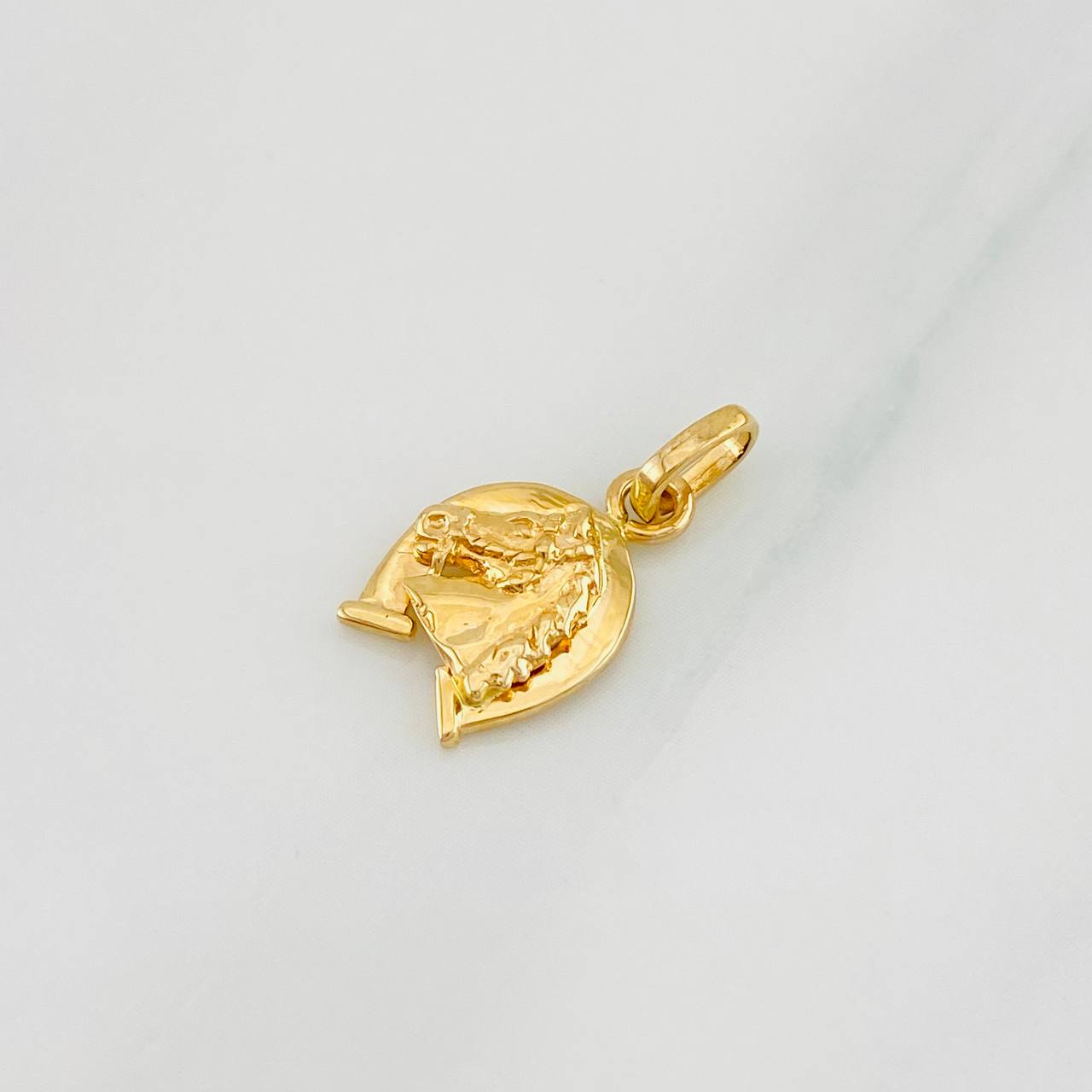 Dije Herradura Caballo 0.95g / 2.7cm Oro Amarillo 18K