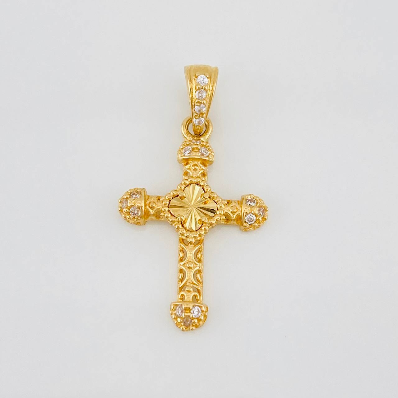 Dije Cruz Trébol 1.25g / 2.4cm Oro Amarillo 18K