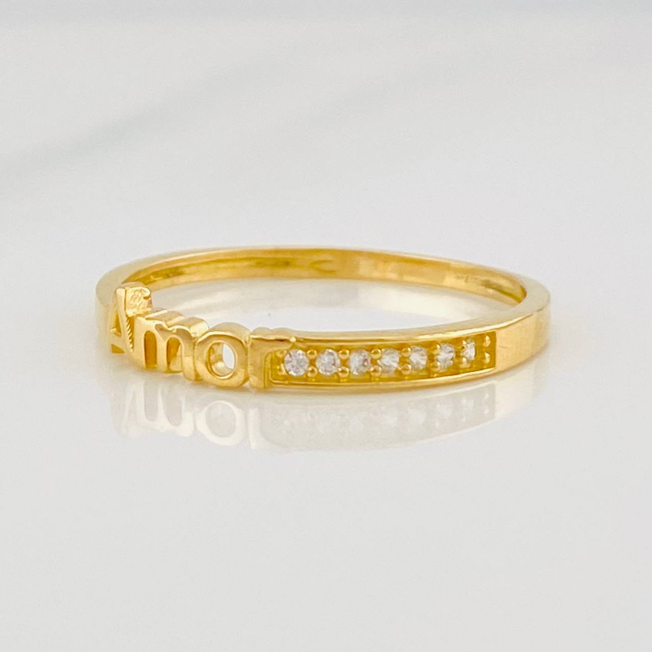 Anillo Amor 1.3g / T5 1/4 Oro Amarillo 18K