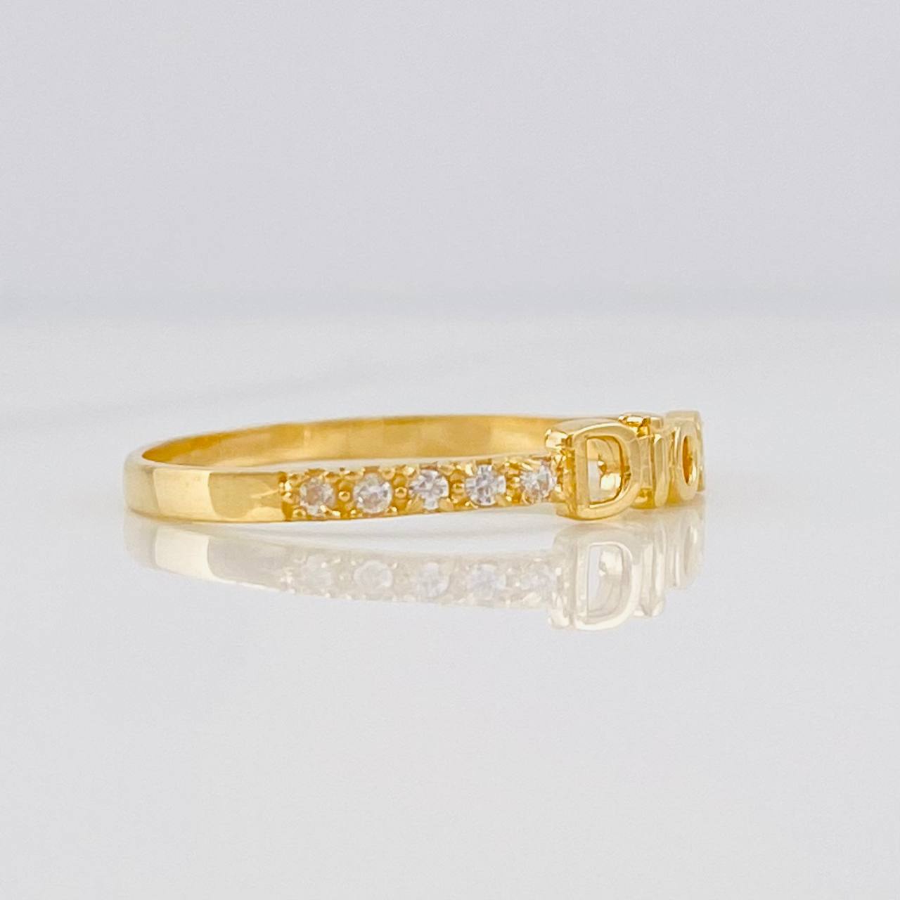 Anillo Dios 1.15g / T5 Oro Amarillo 18K