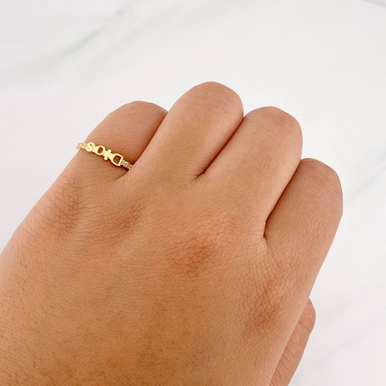 Anillo Dios 1.35g / T7 1/2 Oro Amarillo 18K