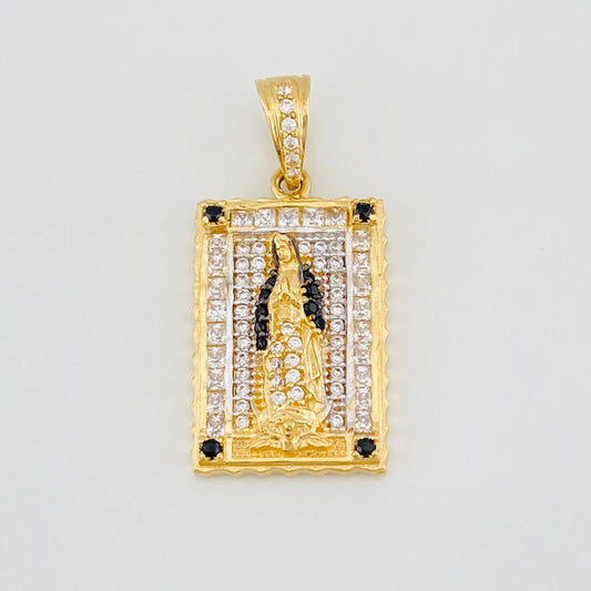 Dije Virgen de Guadalupe 4.4g / 2.9cm Tres Oros 18K
