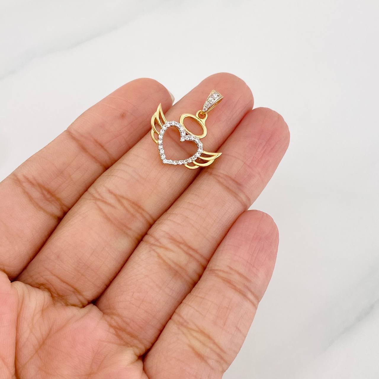 Dije Corazón Alas 1.45g / 2cm Dos Oros Amarillo Blanco 18K
