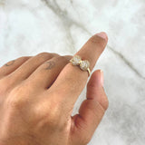 Anillo Moño Basteado 2.45gr / T6 /1/4 / Circones Blanco Oro Amarillo
