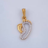 Dije Huellas 1.15gr / 2.2cm / Dos Oros Amarillo Blanco 18K &