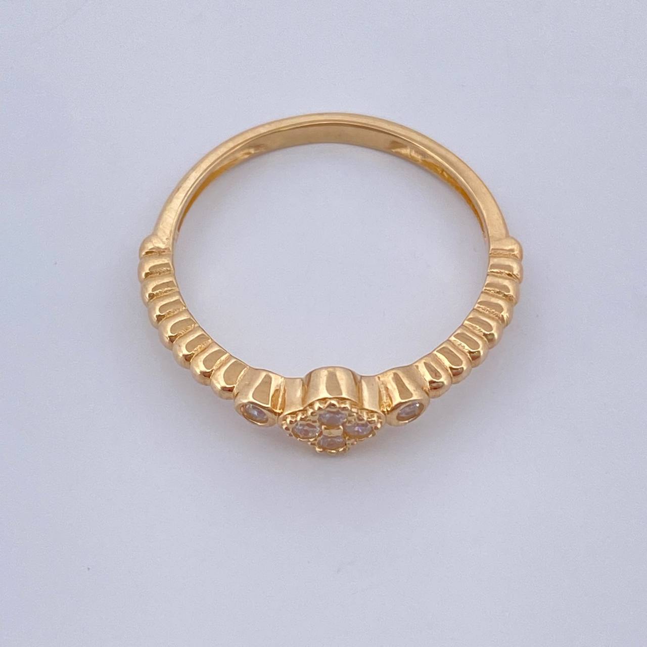 Anillo Solitario Trio 1.9gr / T5 3/4 / Oro Amarillo 18K &