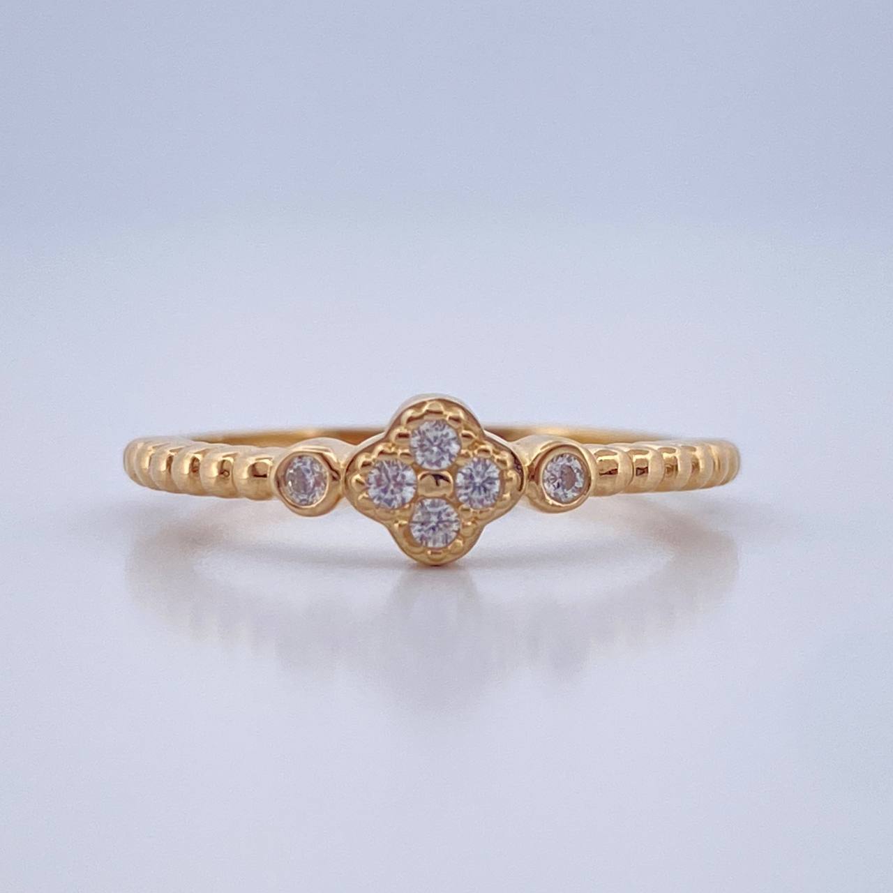 Anillo Solitario Trio 1.9gr / T5 3/4 / Oro Amarillo 18K &